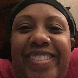 Meet your Posher, Regina